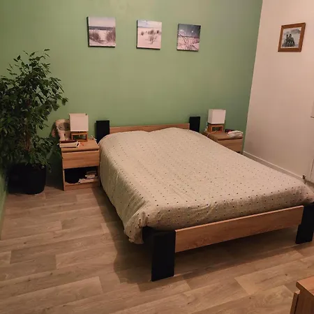 House Near 24-hour Circuit * Mulsanne
