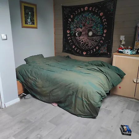 House Near 24-hour Circuit * Mulsanne